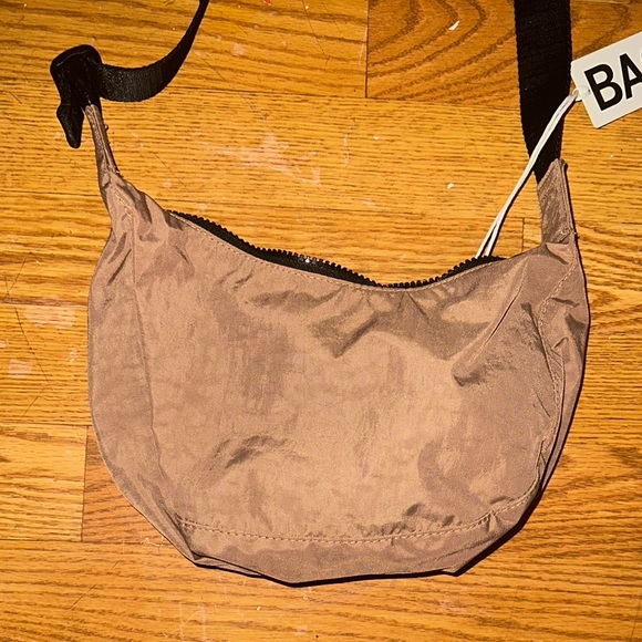 Baggu Brown Crossbody Bag - Picture 3 of 6